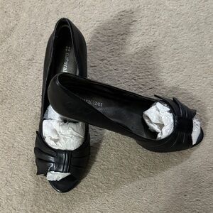 Naturalizer Black Heels EUC